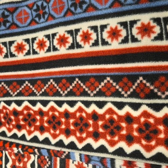 CUDDL DUDS AZTEC FLEECE HOODED WATERFALL OPEN CARDIGAN. SIZE SMALL/ MEDIUM. - Picture 8 of 8